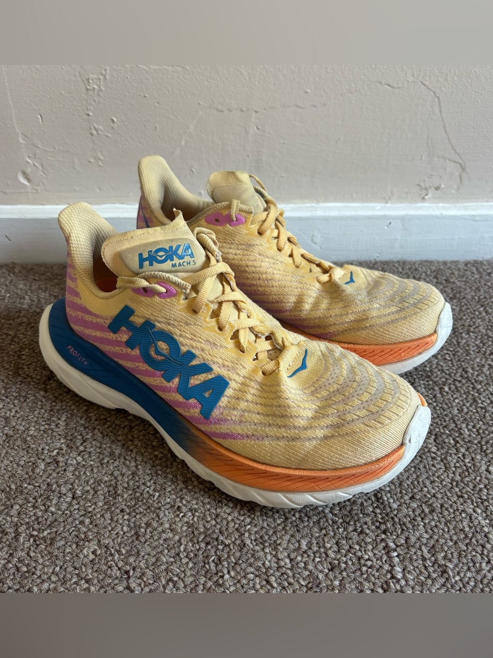 Hoka Mach 5 Shoes Size 6.5